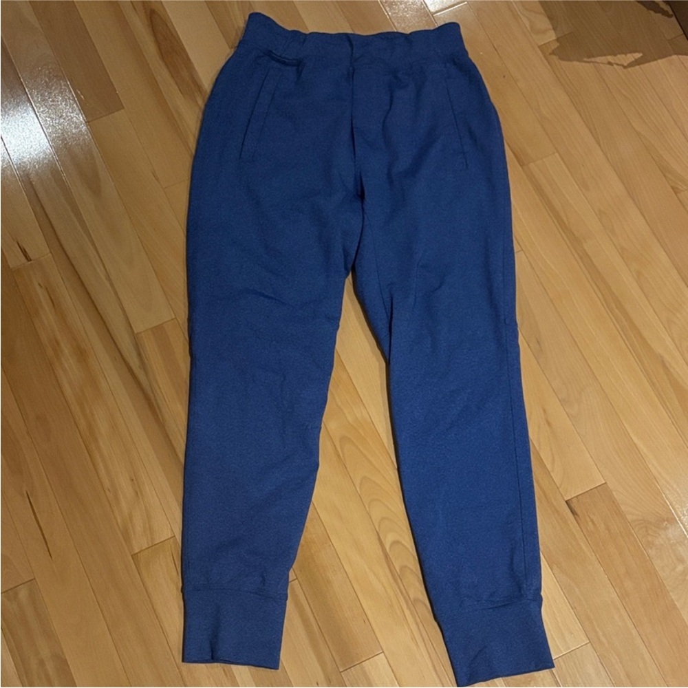 EUC Men's Lululemon Intent Jogger *30"
Heathered Blue - size S